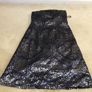 Monique Lhuiller Glitter dress.